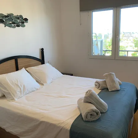 Cómodo En álamos, * Torremolinos