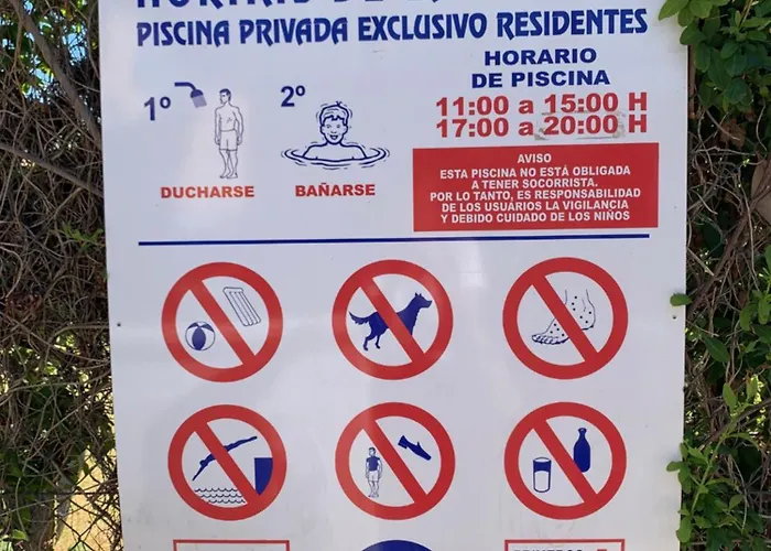 Cómodo En álamos, *